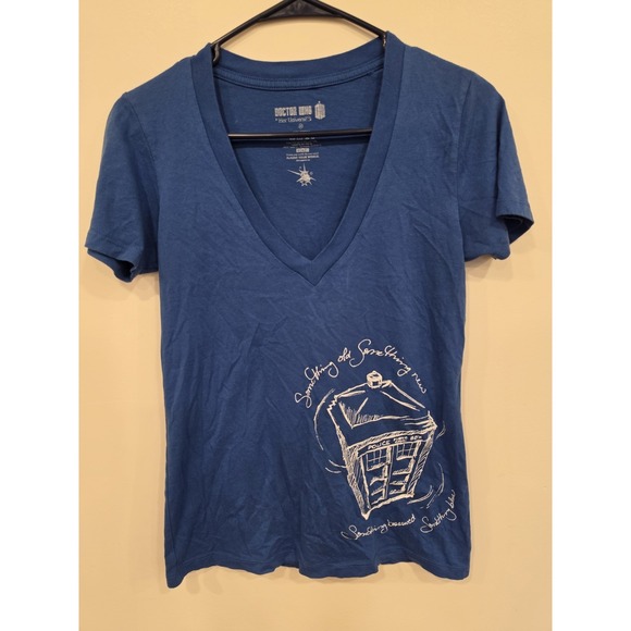 Her Universe Tops - Doctor Who Her Universe TARDIS Graphic V-Neck T-Shirt Whovian Nerdcore Fandom
